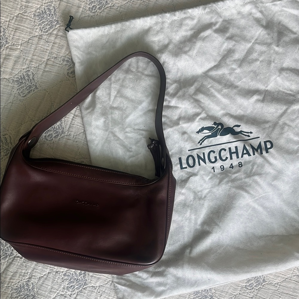 Longchamp Brown Leather Shoulder Bag with Minimalist Design